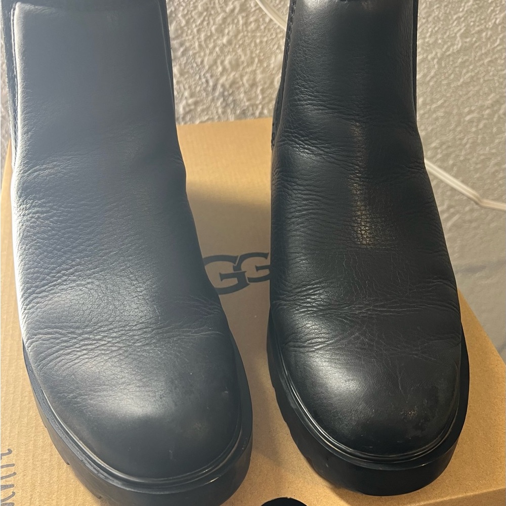 Ugg women’s chunky boots
